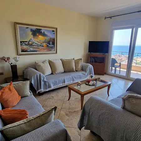 Alexandras Villa *